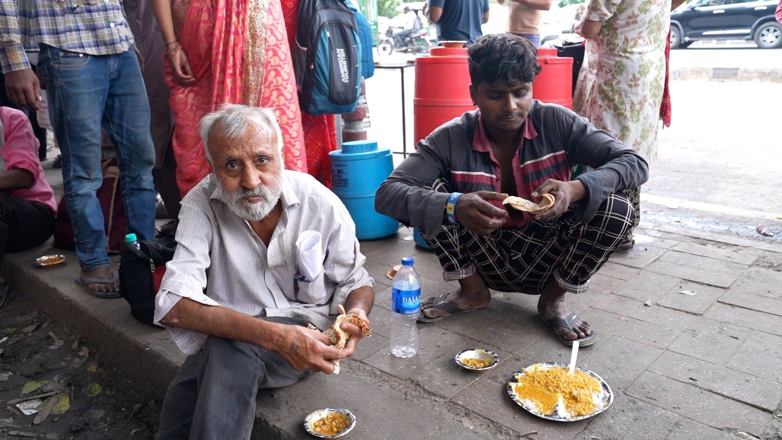 Nutritious meals prepared for people outside AIIMS Delhi